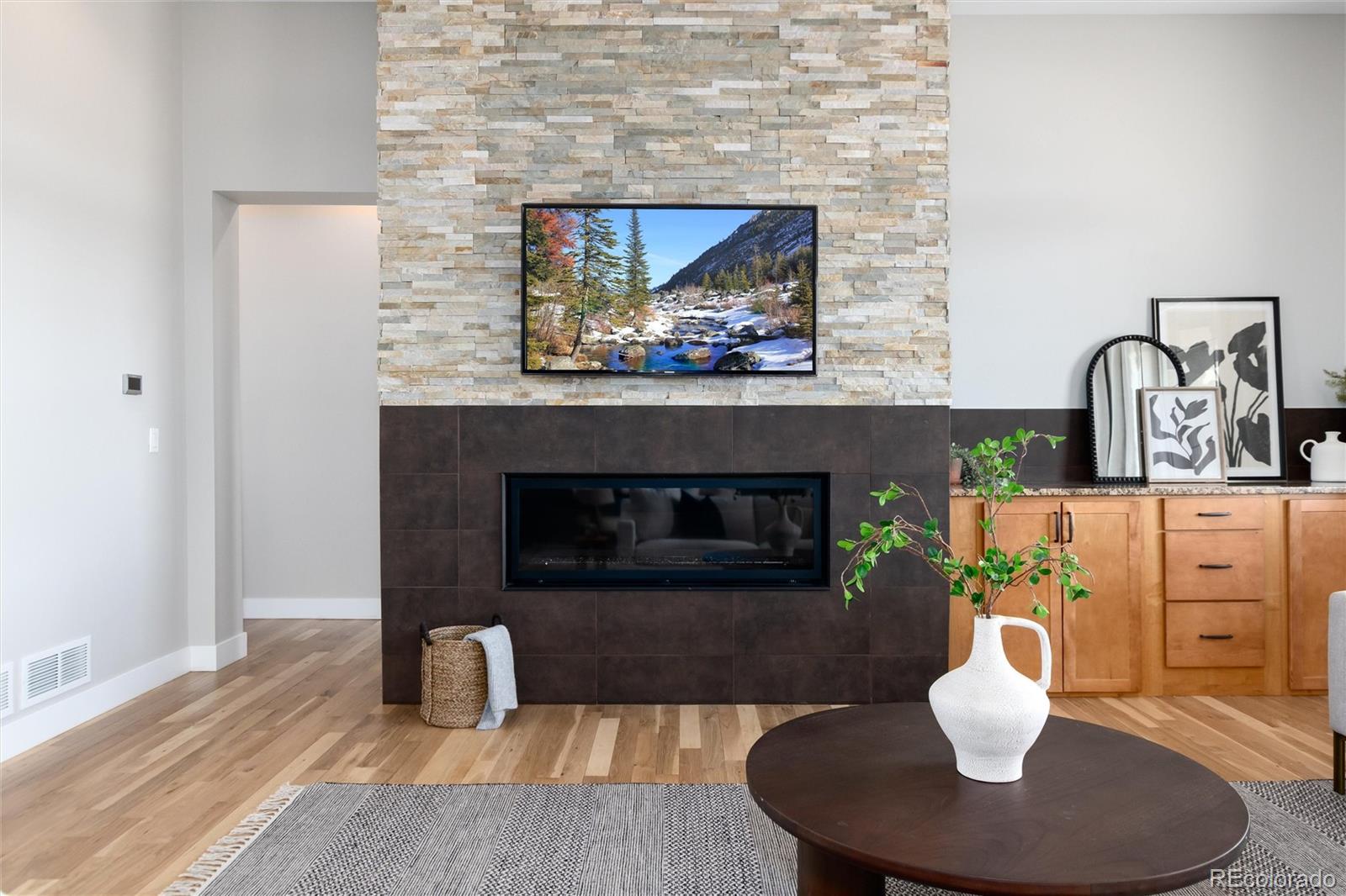 372 Castlemaine Court