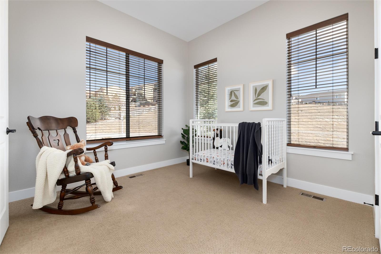 372 Castlemaine Court