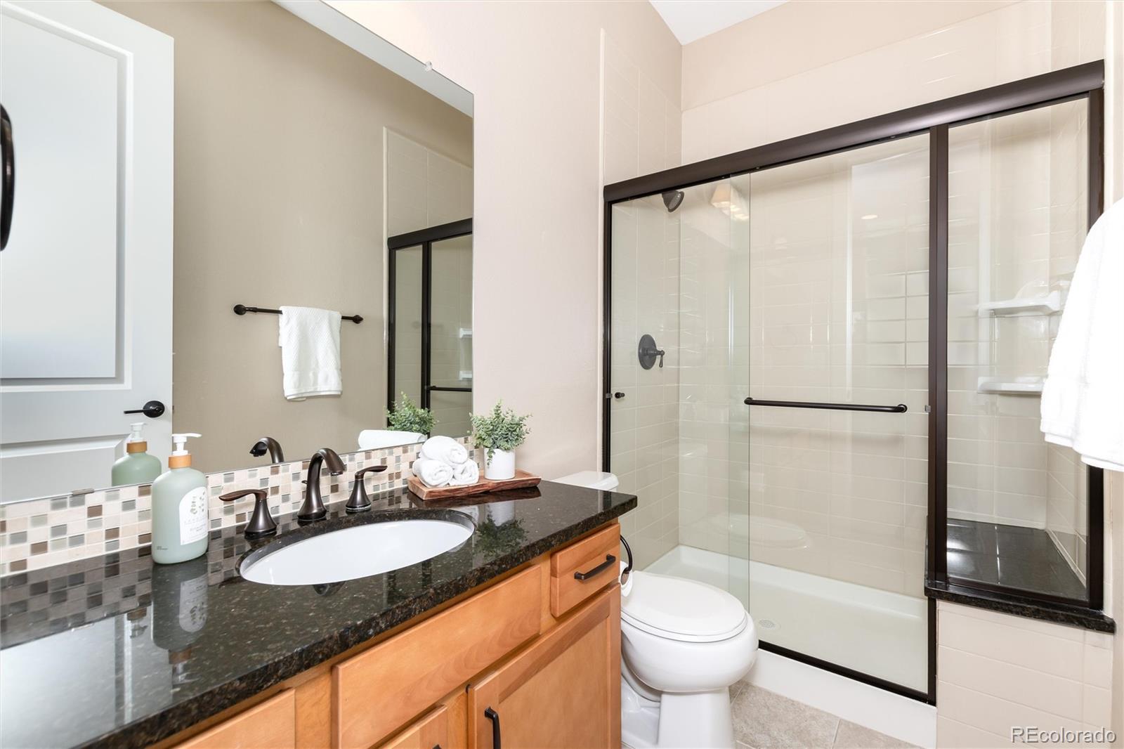 372 Castlemaine Court