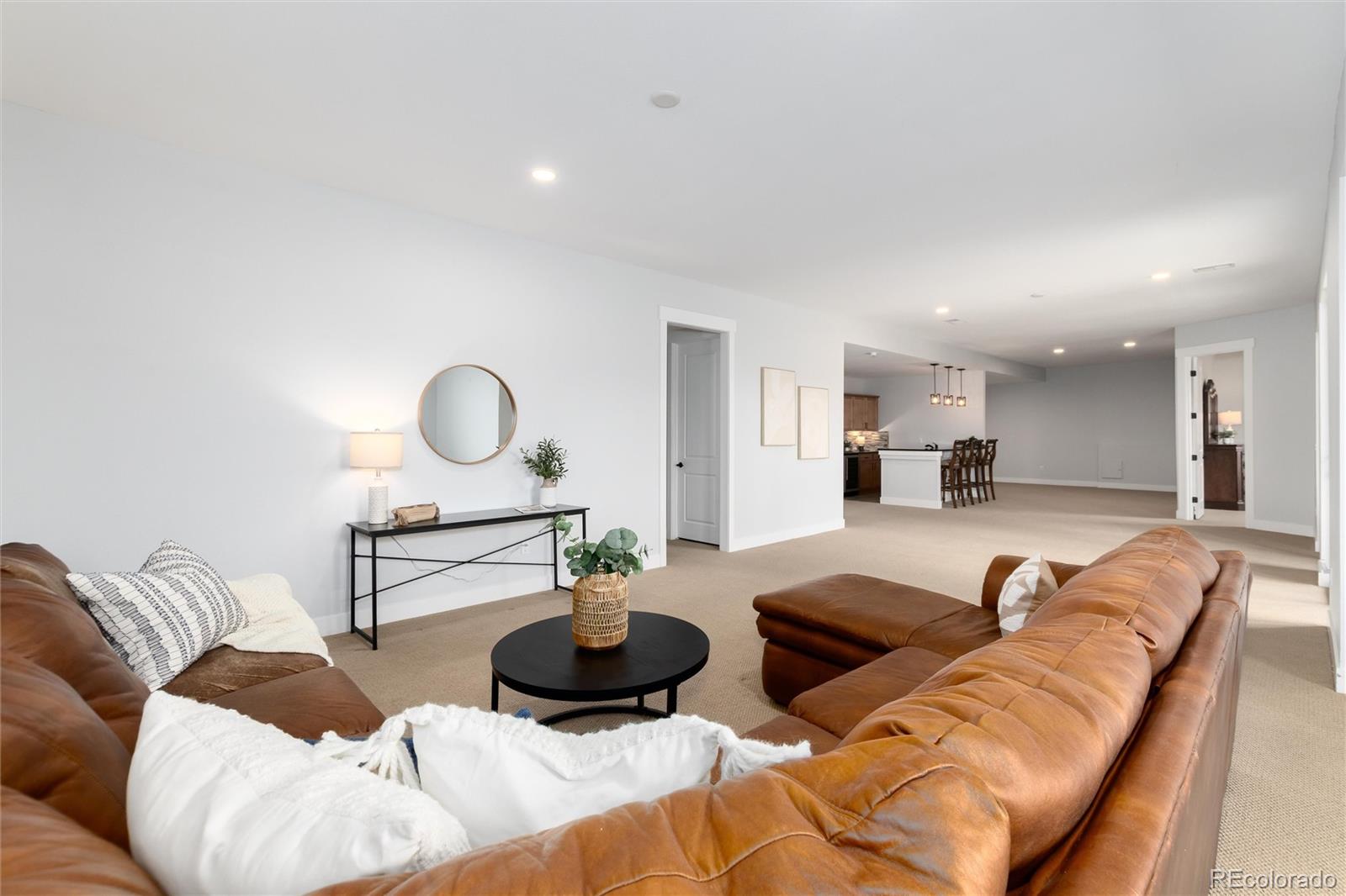 372 Castlemaine Court