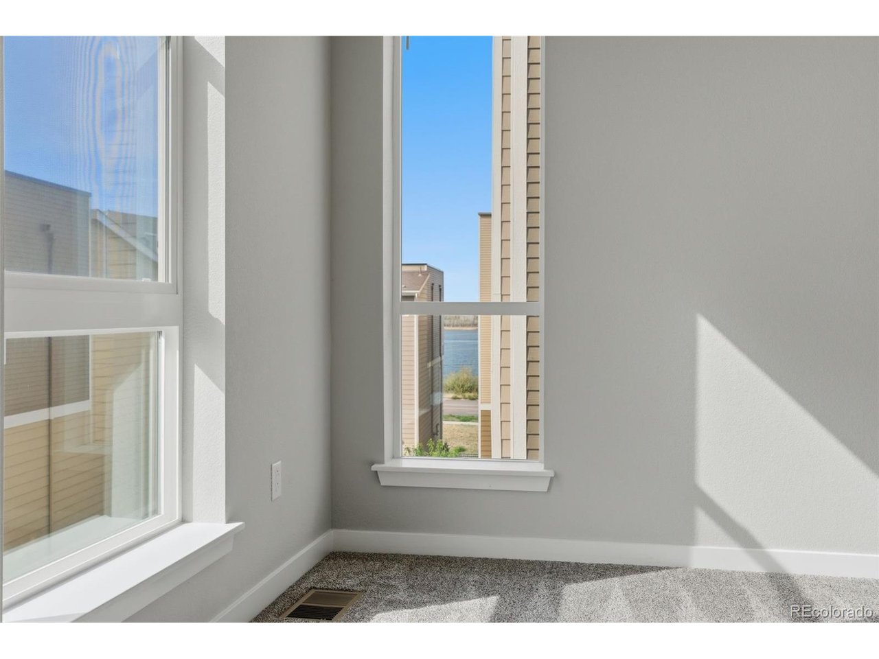 8343 Rivulet Pt