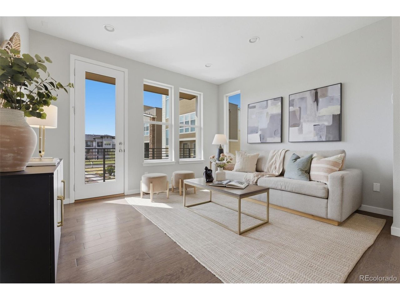8343 Rivulet Pt