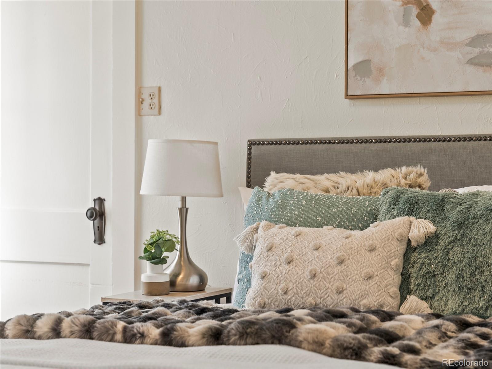 2455 Lowell Boulevard