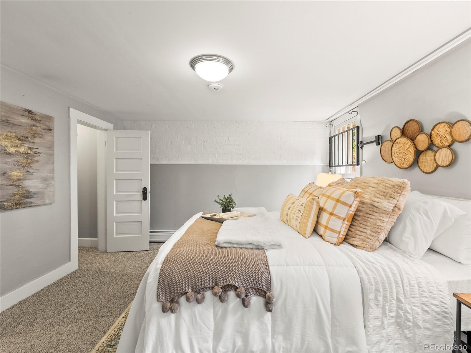 2455 Lowell Boulevard