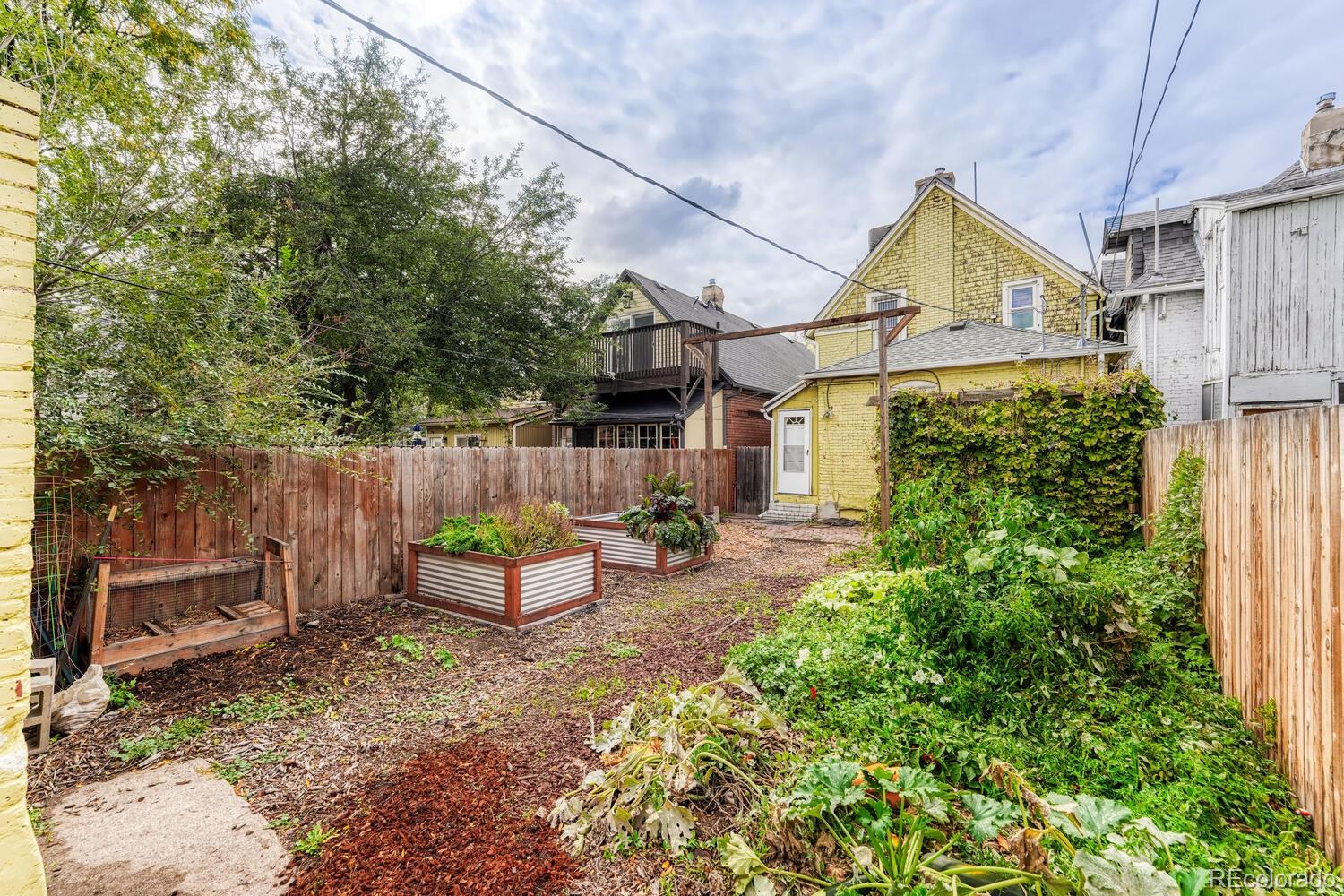 3220 N Williams Street