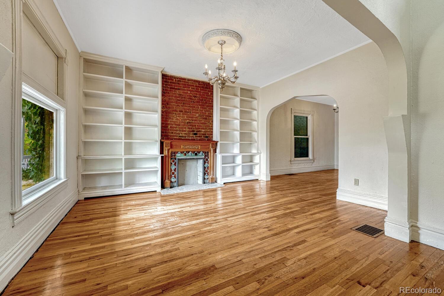 3220 N Williams Street