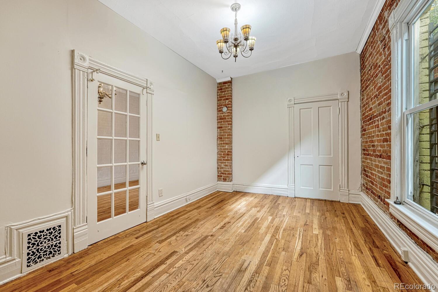 3220 N Williams Street