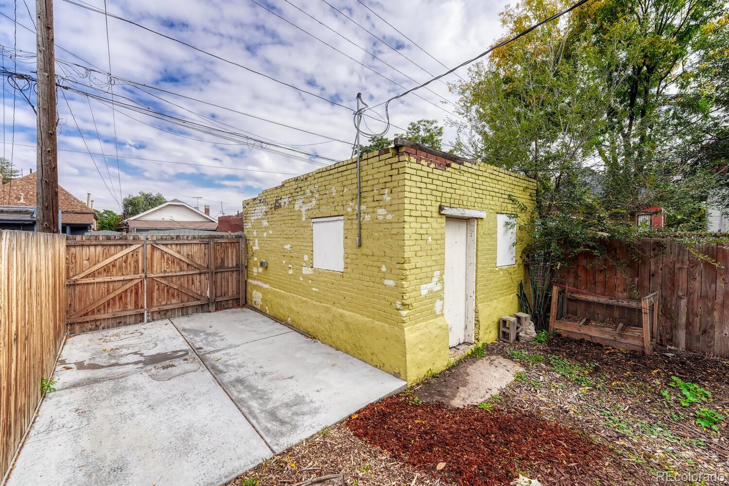 3220 N Williams Street