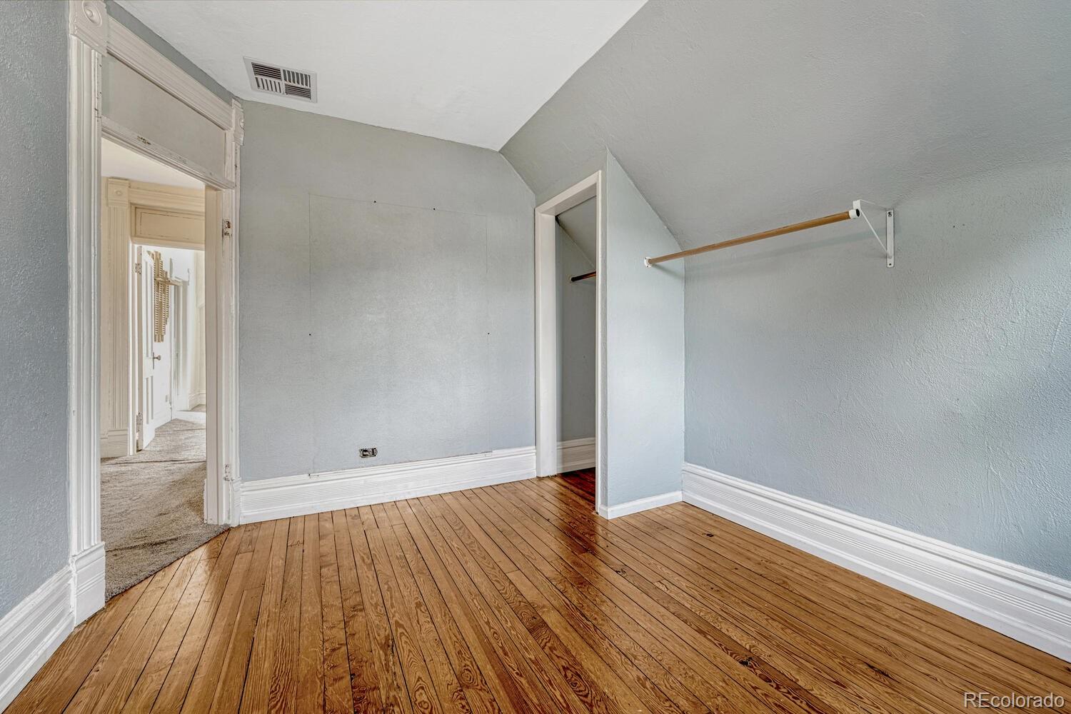 3220 N Williams Street