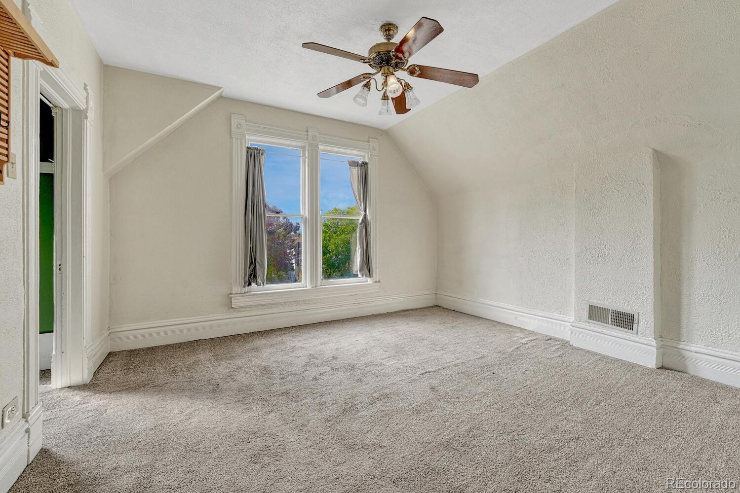 3220 N Williams Street