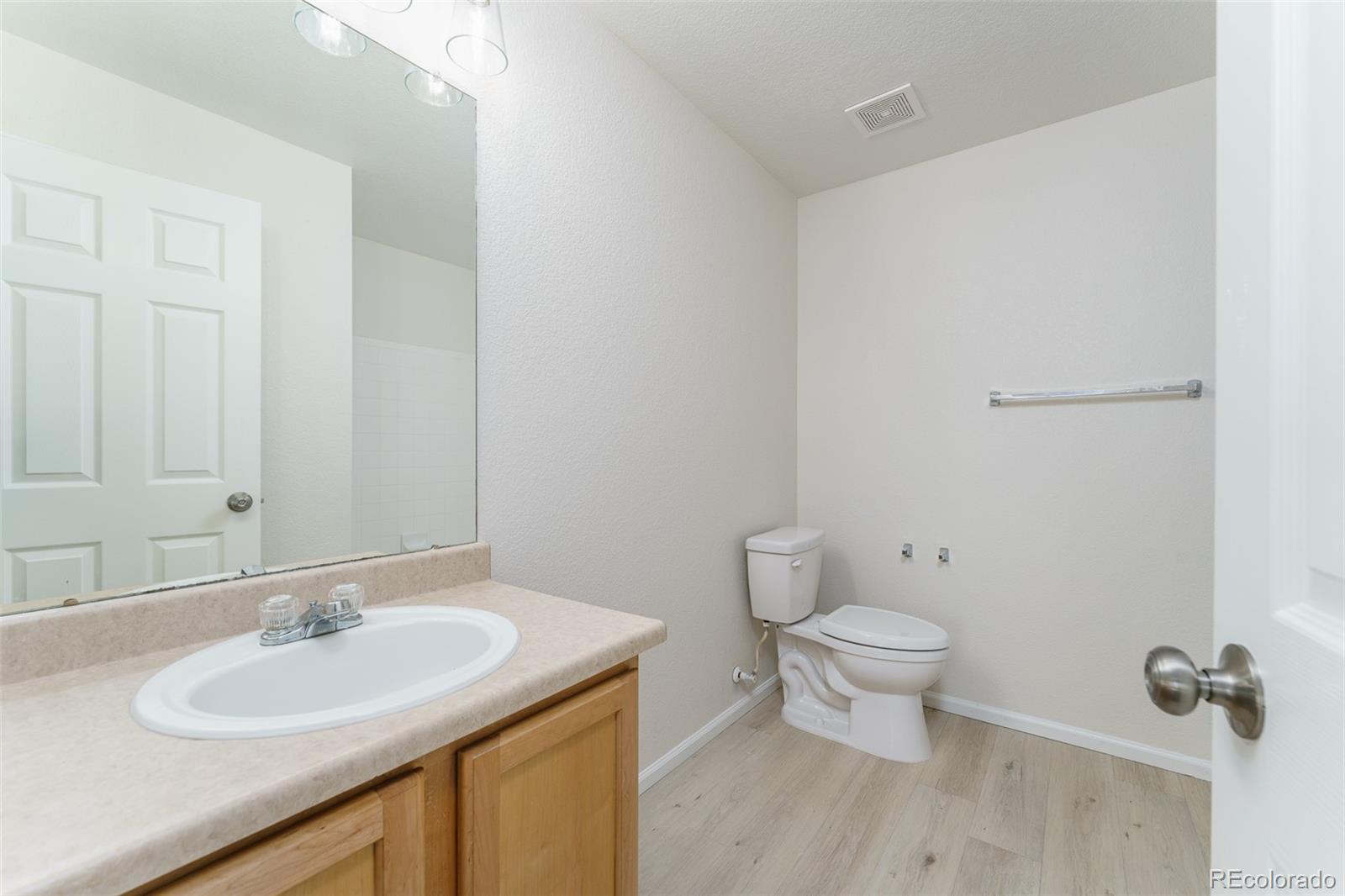 18717 E 57th Place Unit: B
