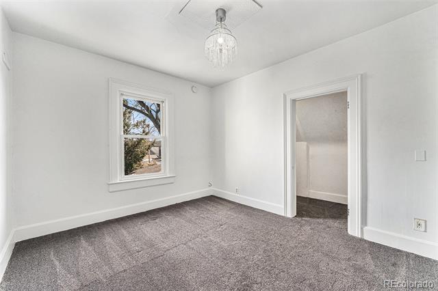 568 Galapago Street