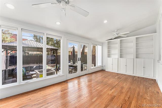568 Galapago Street
