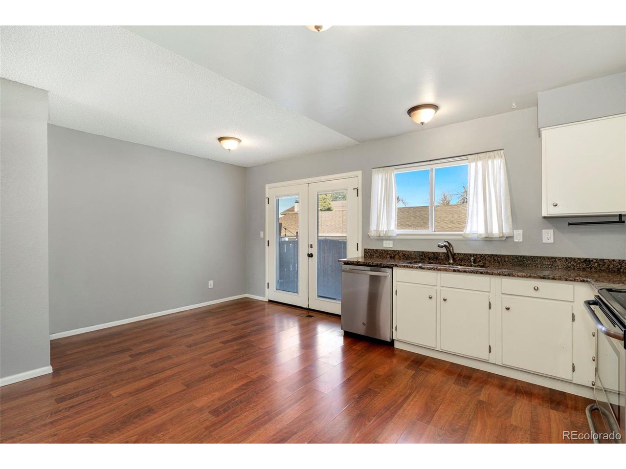 4106 S Mobile Cir B