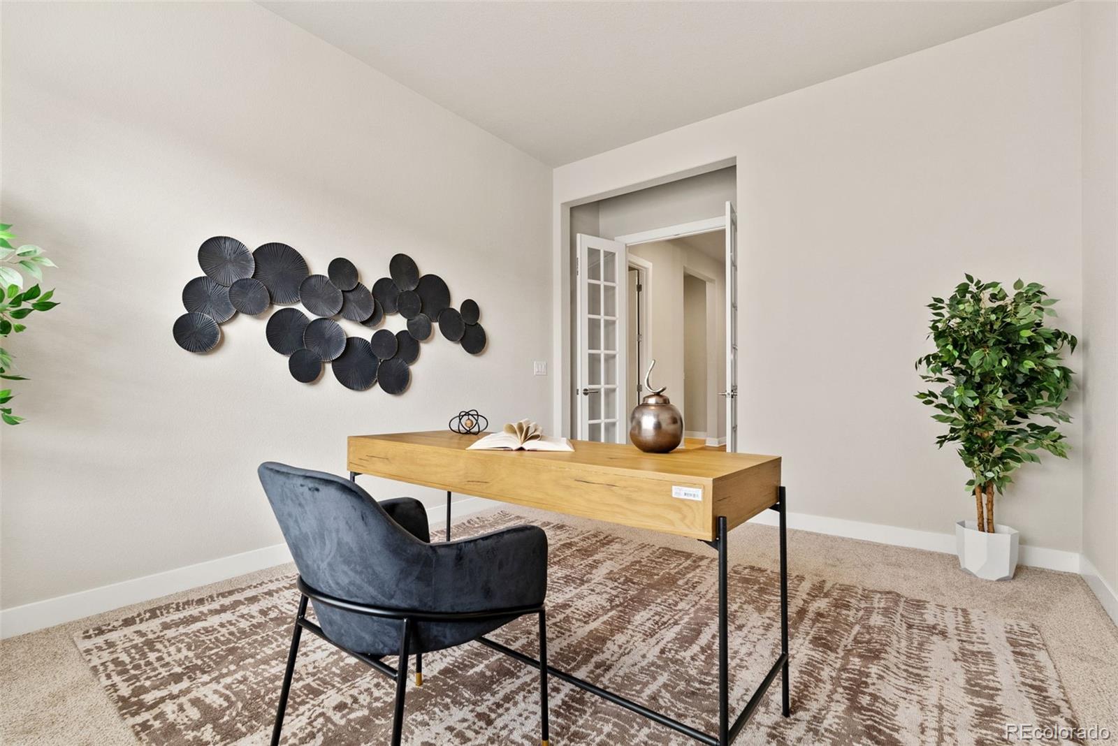 27620 E Lakeview Drive