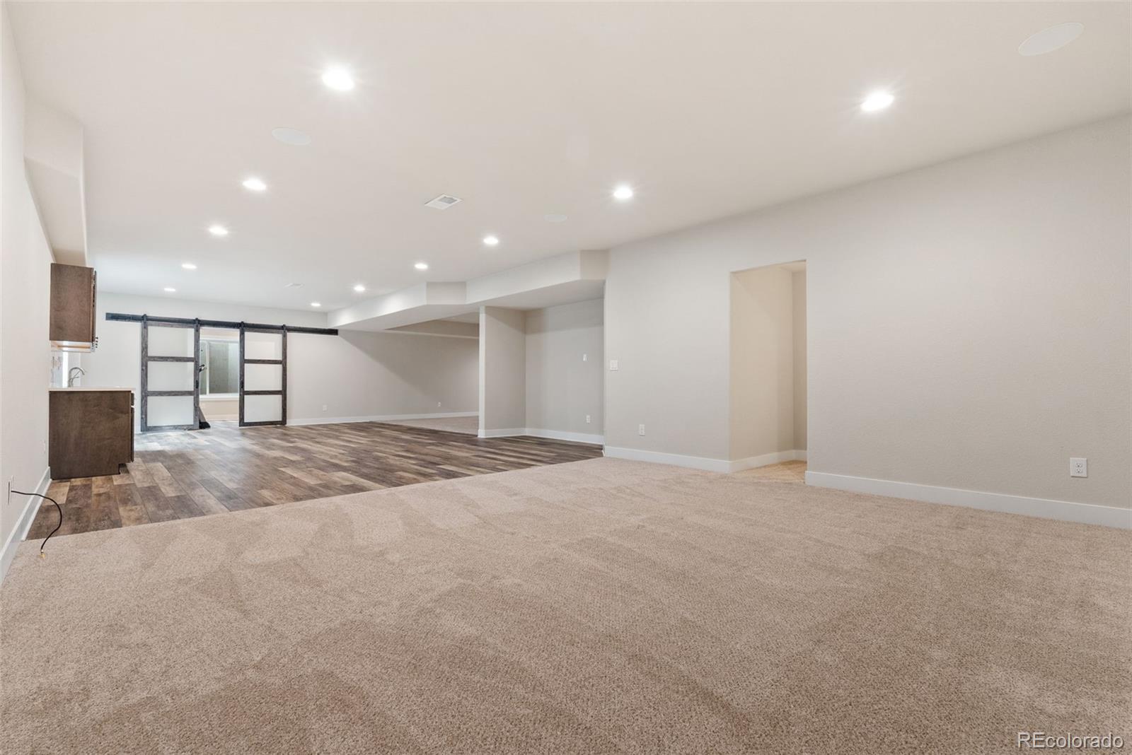 27620 E Lakeview Drive