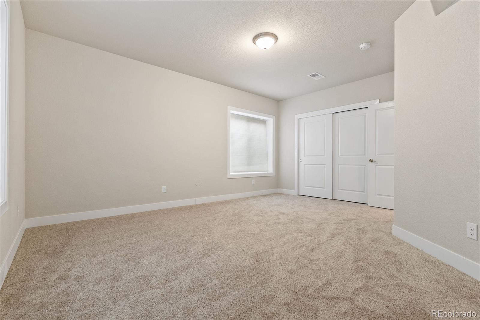 27620 E Lakeview Drive