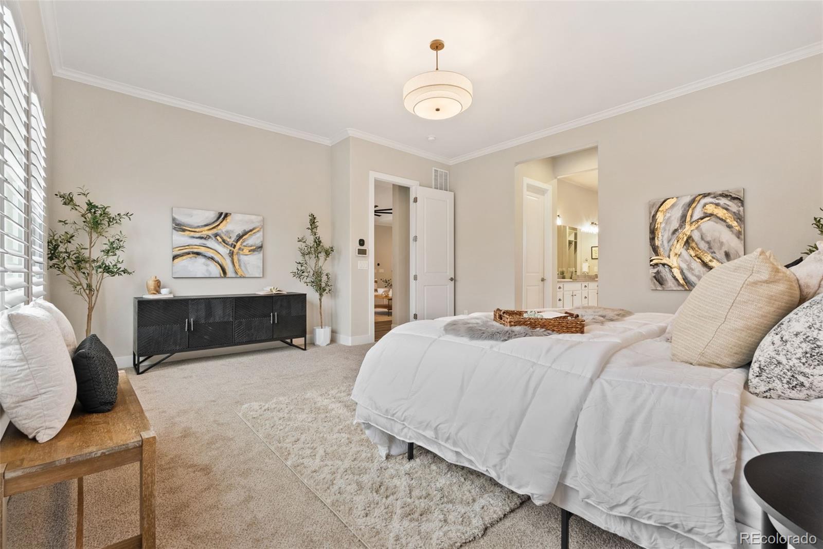 27620 E Lakeview Drive