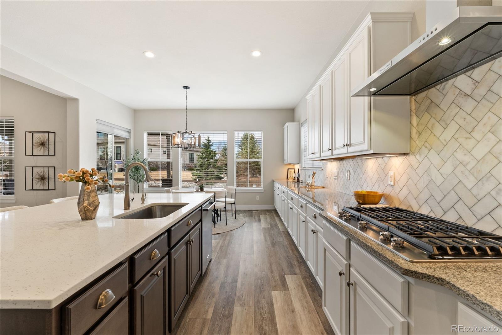 27620 E Lakeview Drive