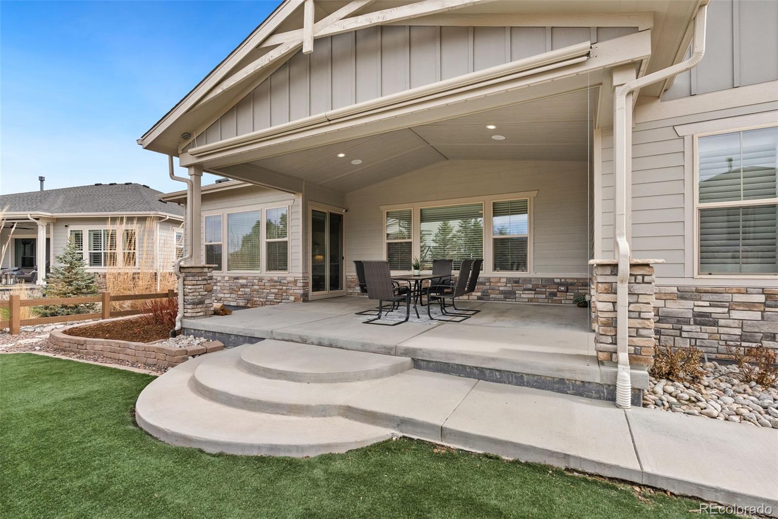 27620 E Lakeview Drive