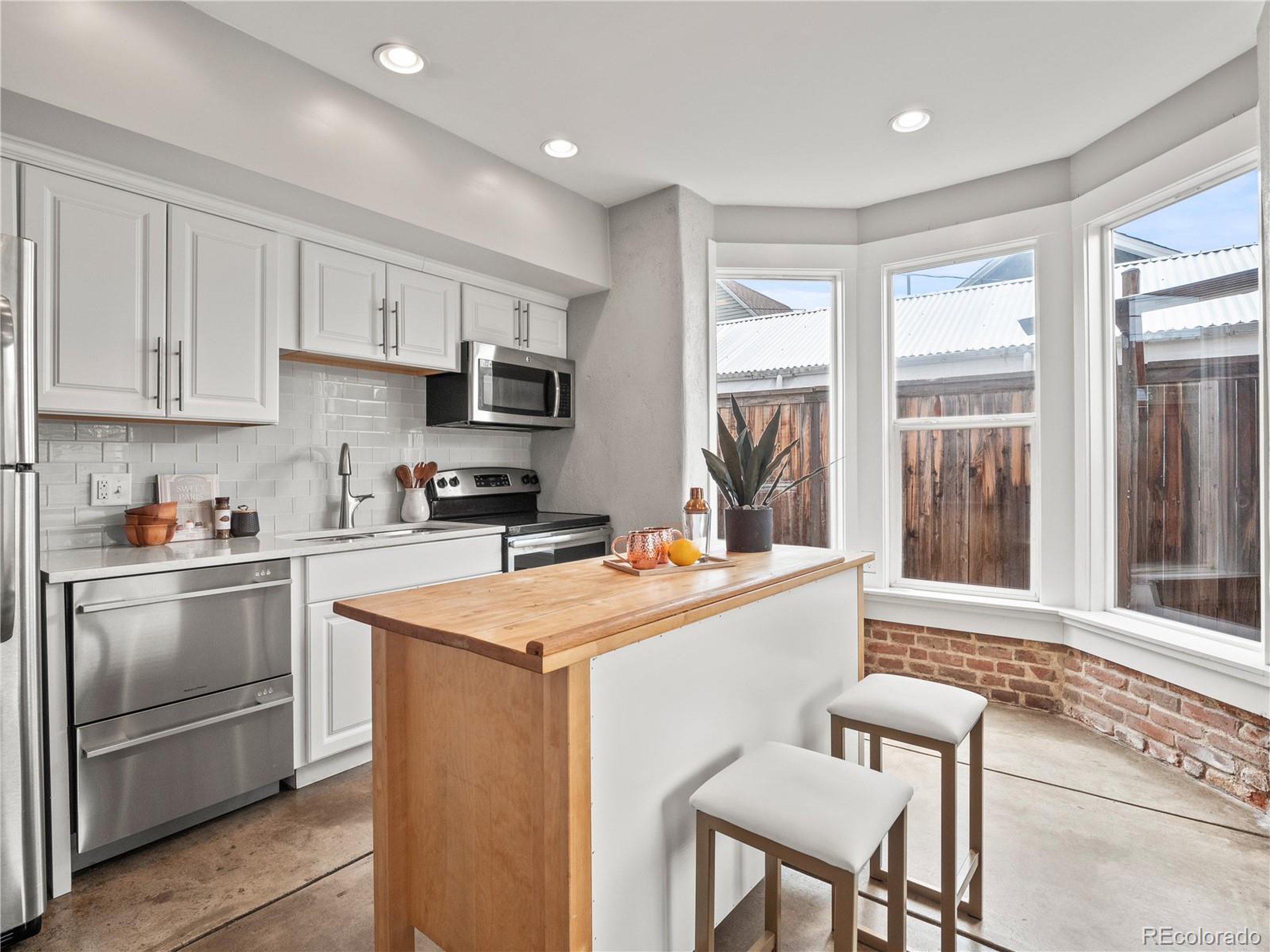 1318 E Martin Luther King Jr Blvd