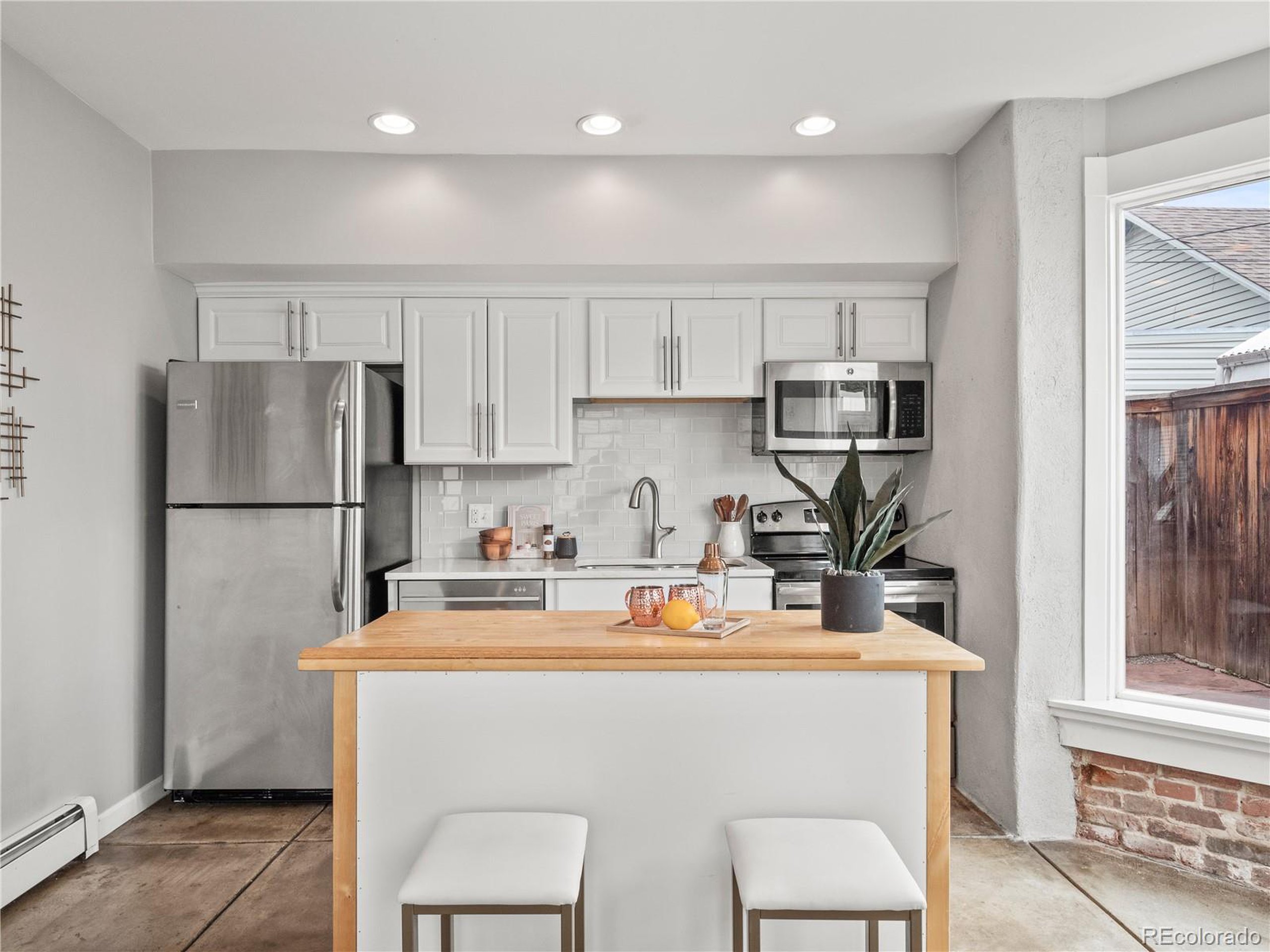 1318 E Martin Luther King Jr Blvd