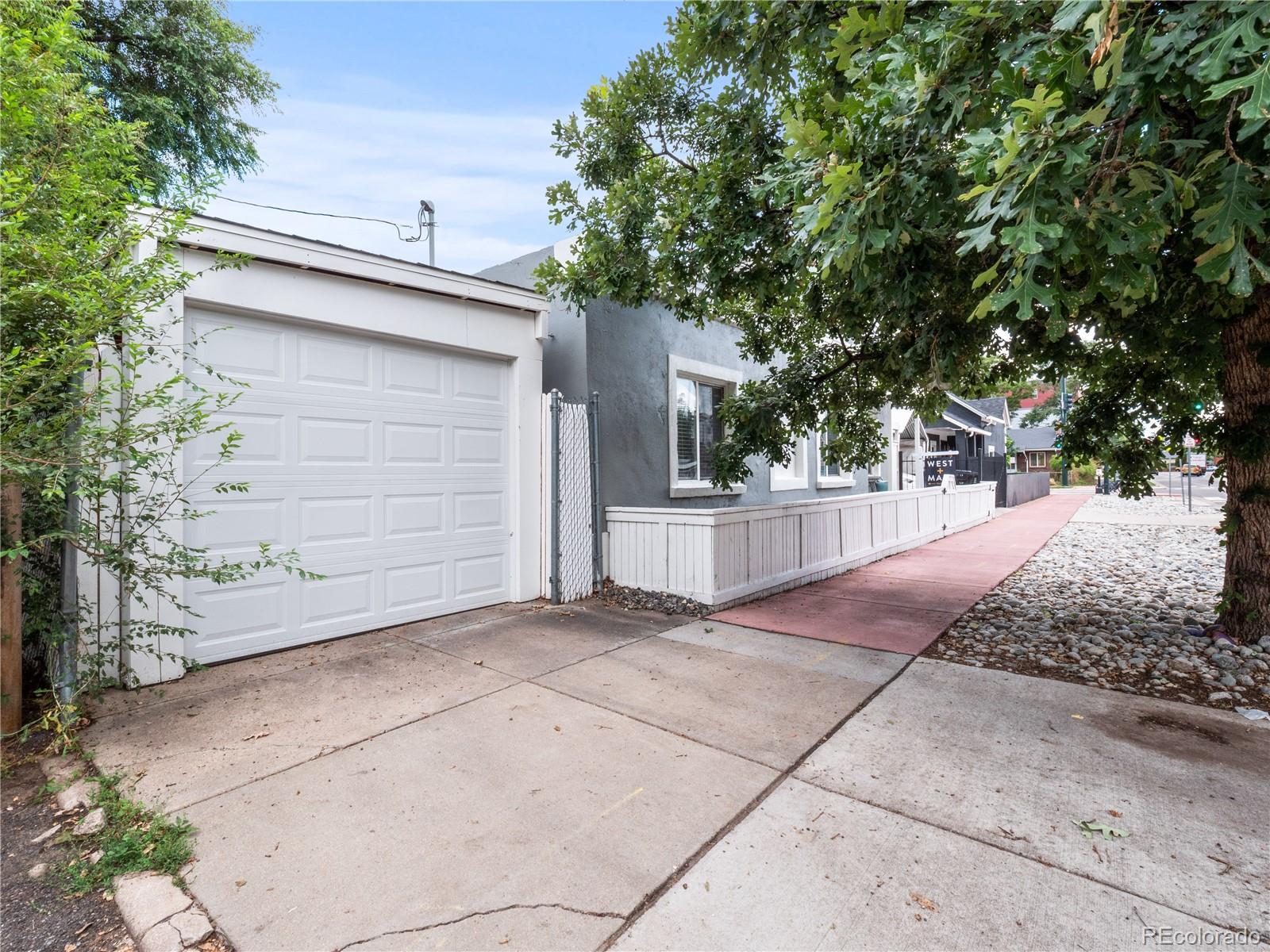 1318 E Martin Luther King Jr Boulevard