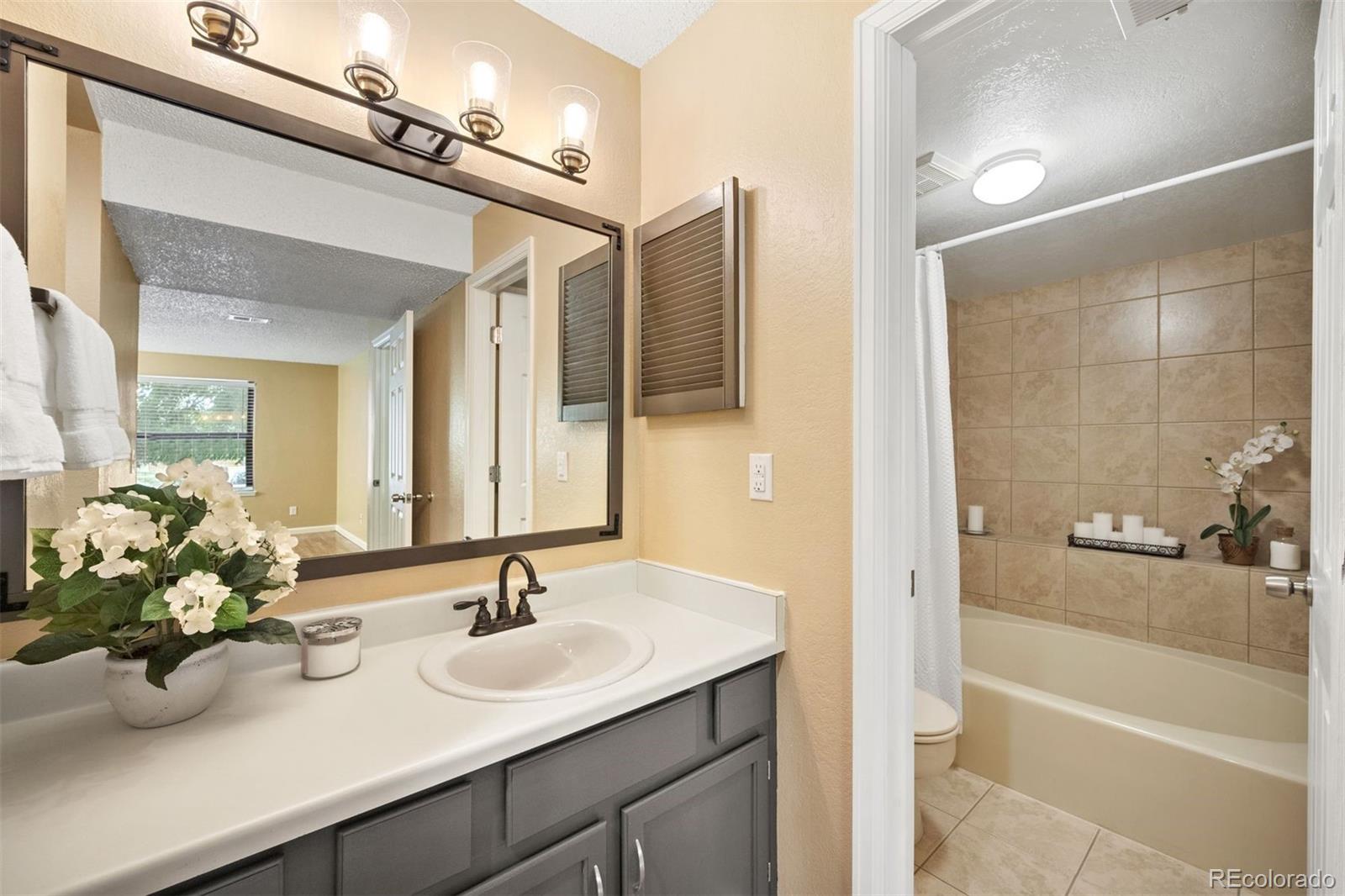 15594 E Arizona Avenue Unit: 104