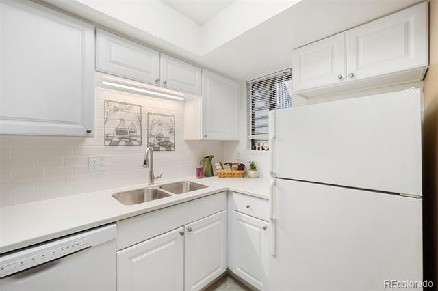 15594 E Arizona Avenue Unit: 104