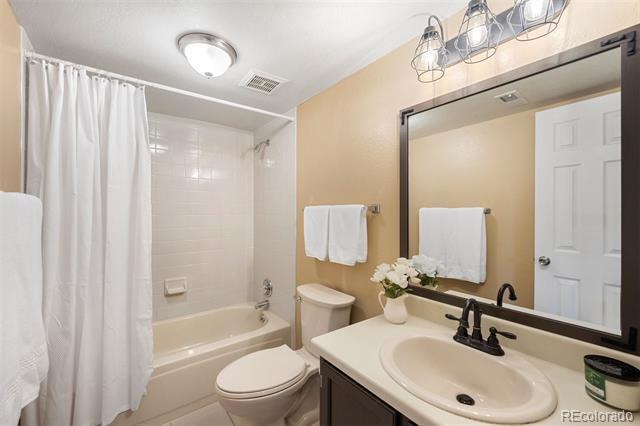 15594 E Arizona Avenue Unit: 104
