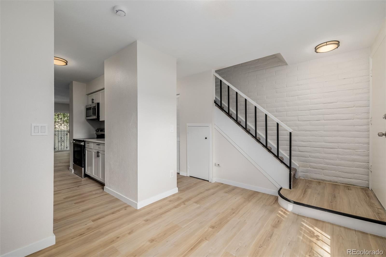 1060 S Parker Road Unit: 28