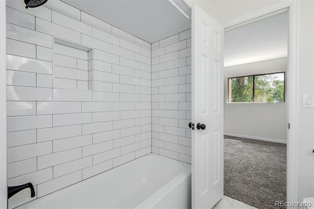 1060 S Parker Road Unit: 28