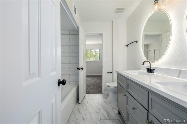 1060 S Parker Road Unit: 28