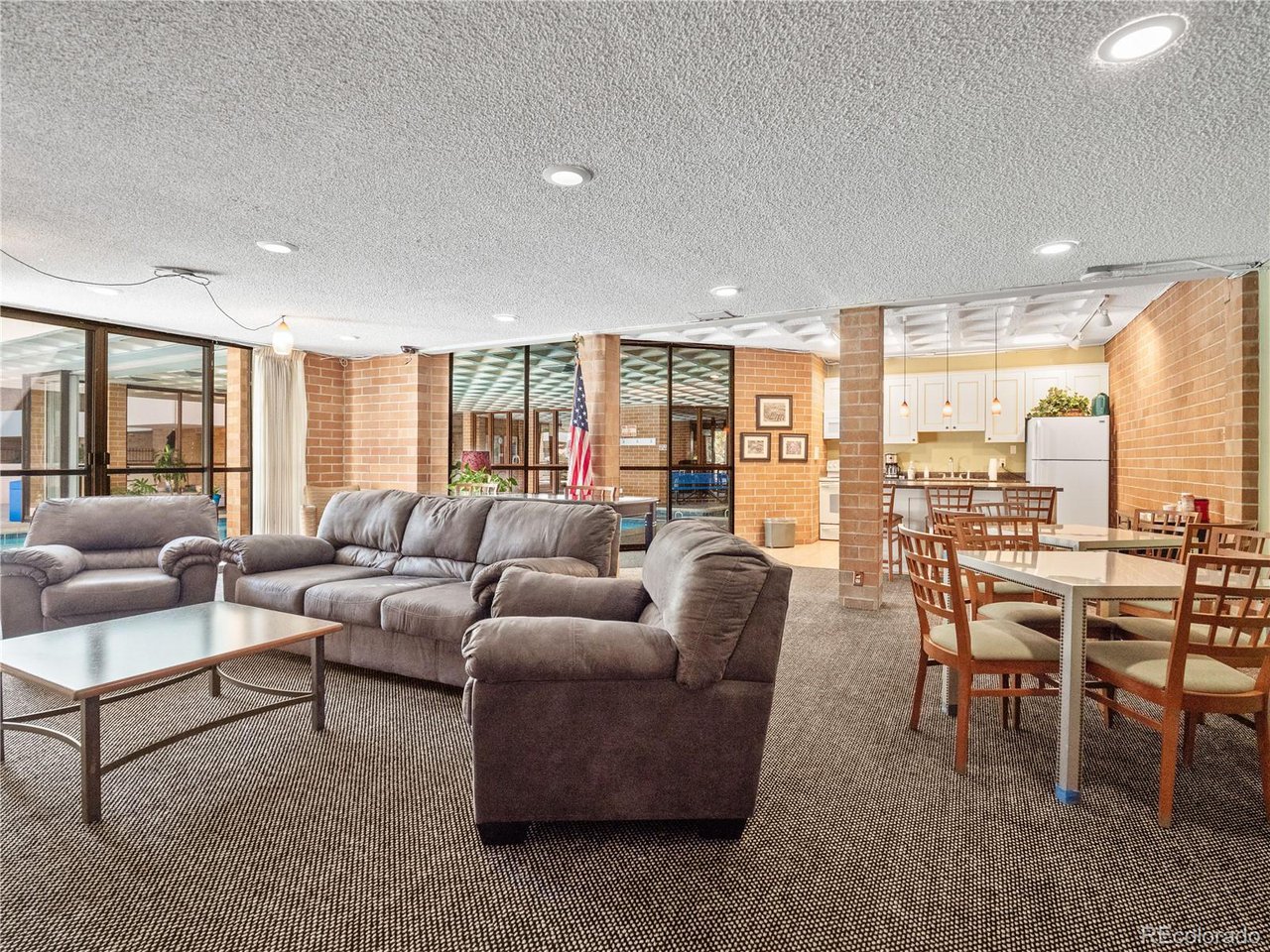 2880 S Locust St South towe-S203