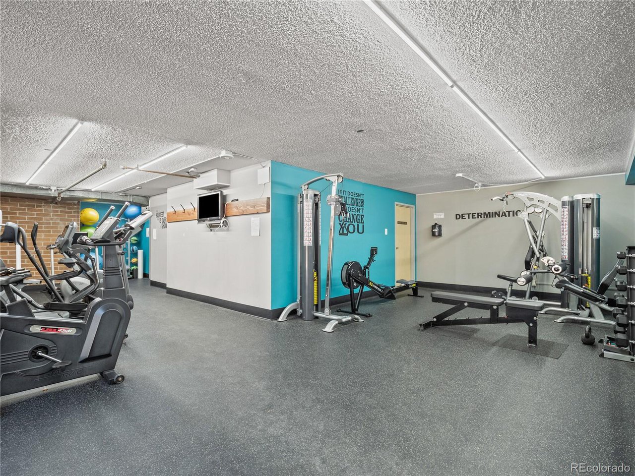2880 S Locust St South towe-S203