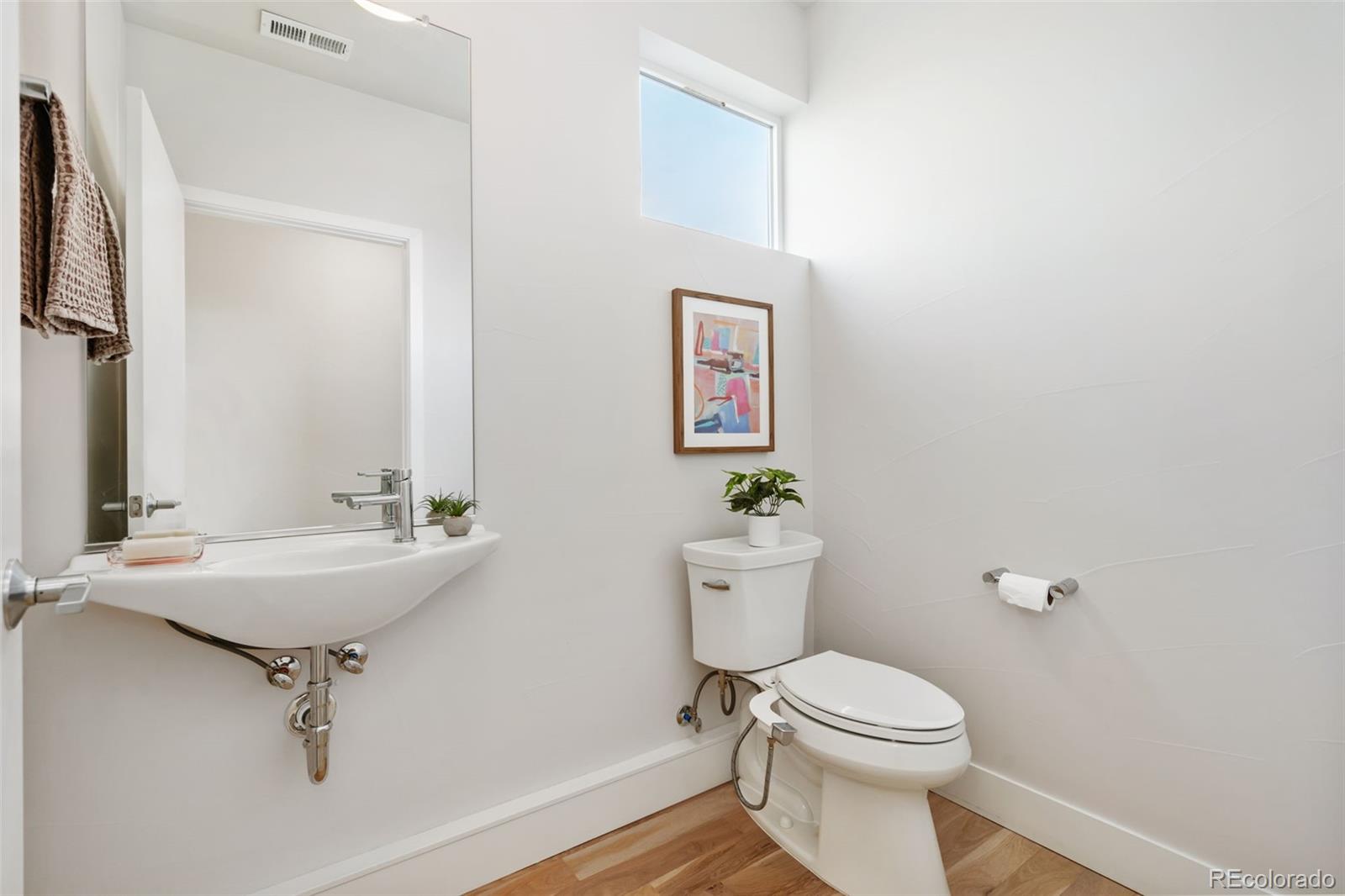 1826 Irving Street Unit: 8