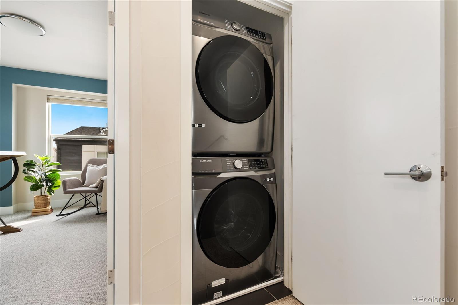 1826 Irving Street Unit: 8