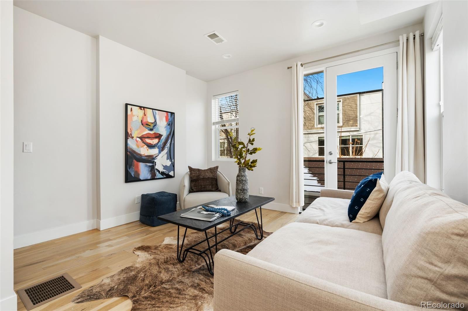 1826 Irving Street Unit: 8