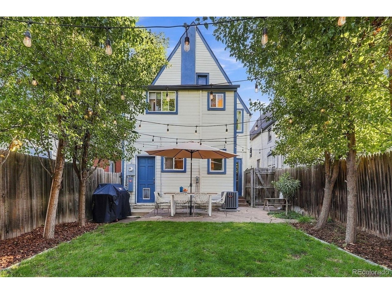 3141 W Denver Pl