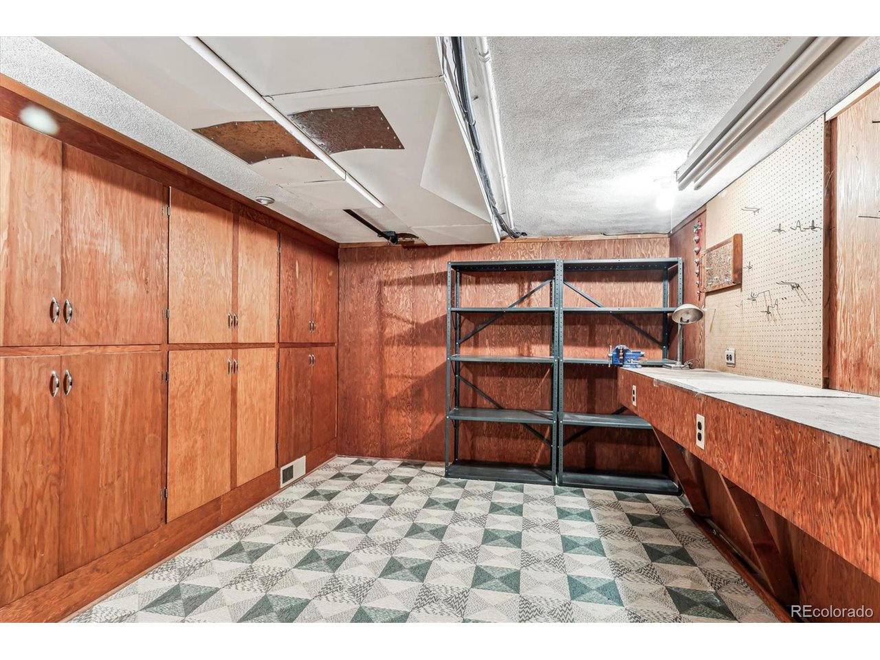 6730 E 5th Ave
