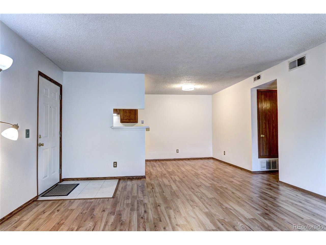 8225 Fairmount Dr 104