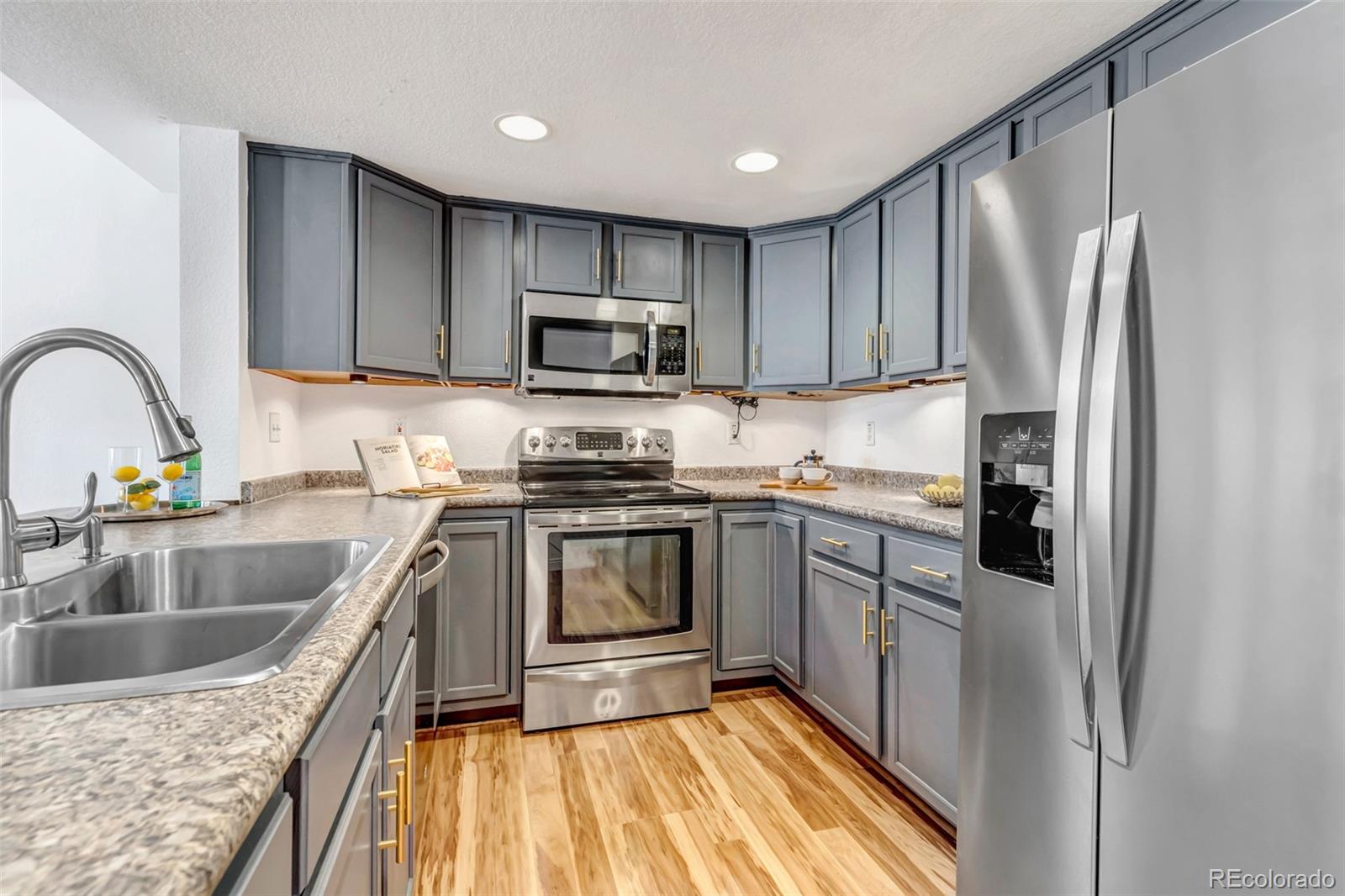 5075 Garrison Street Unit: 2