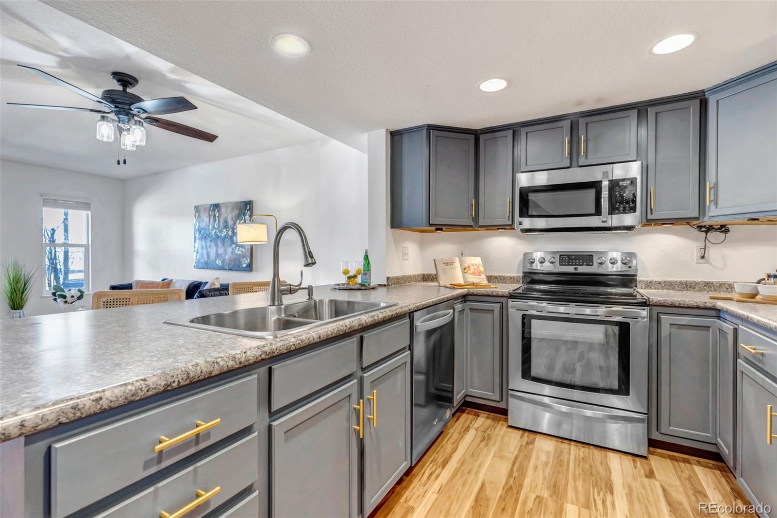5075 Garrison Street Unit: 2