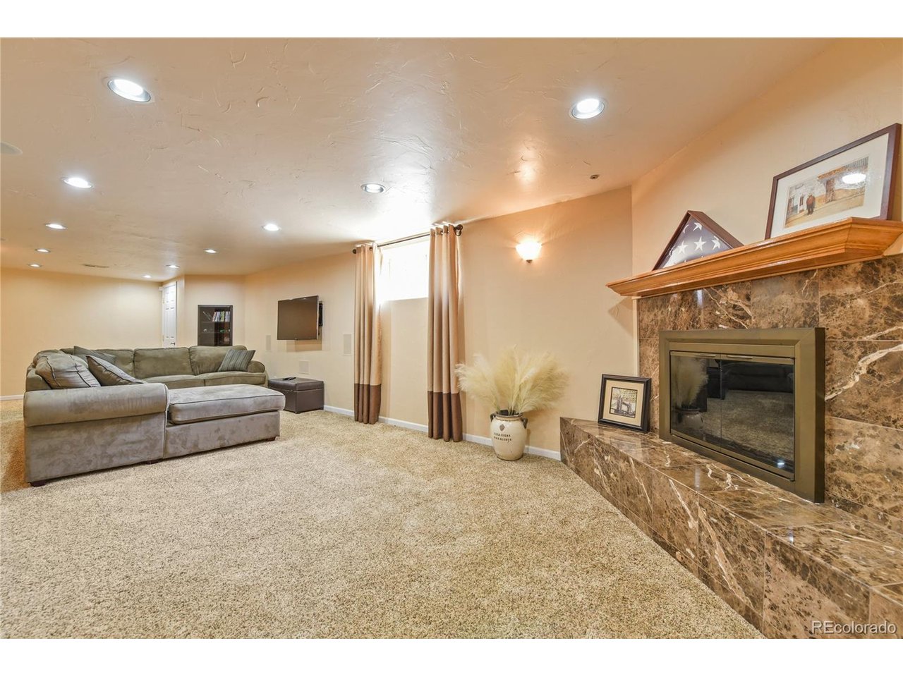 11835 Swadley Dr
