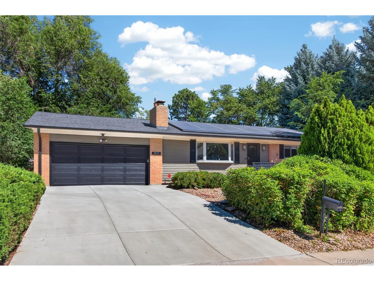 11835 Swadley Dr
