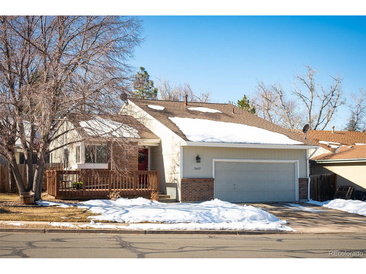 7607 Harlan St