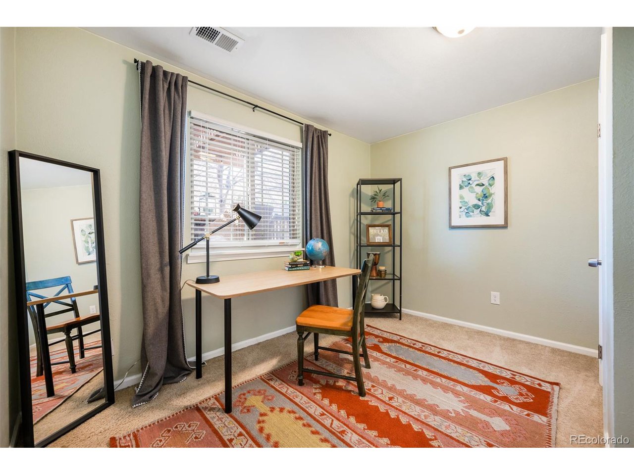 7607 Harlan St