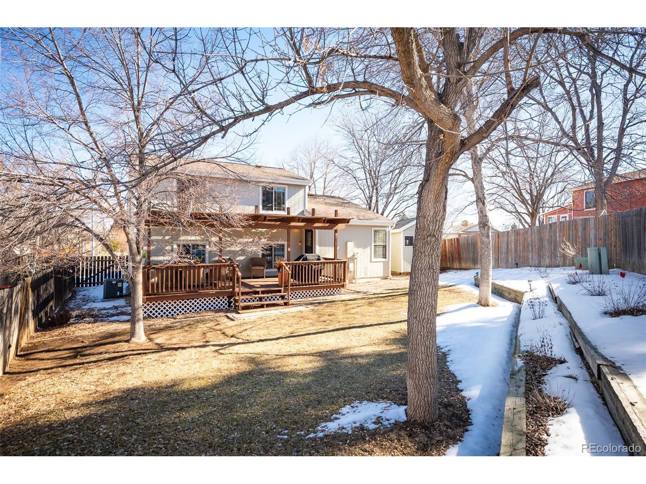 7607 Harlan St