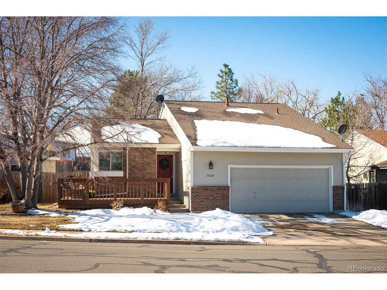 7607 Harlan St