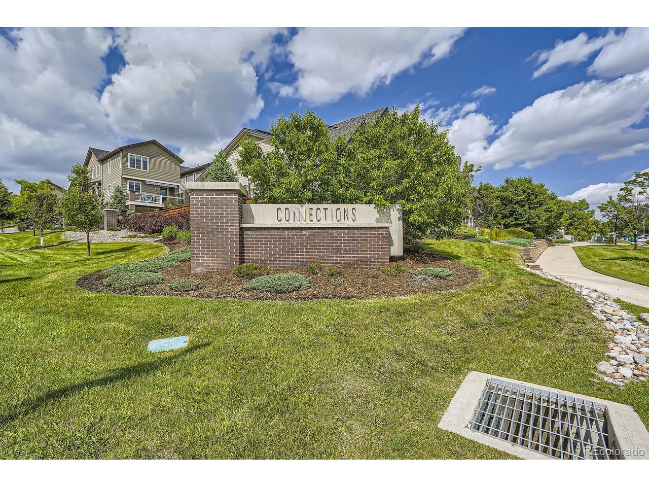 8917 Yates Dr